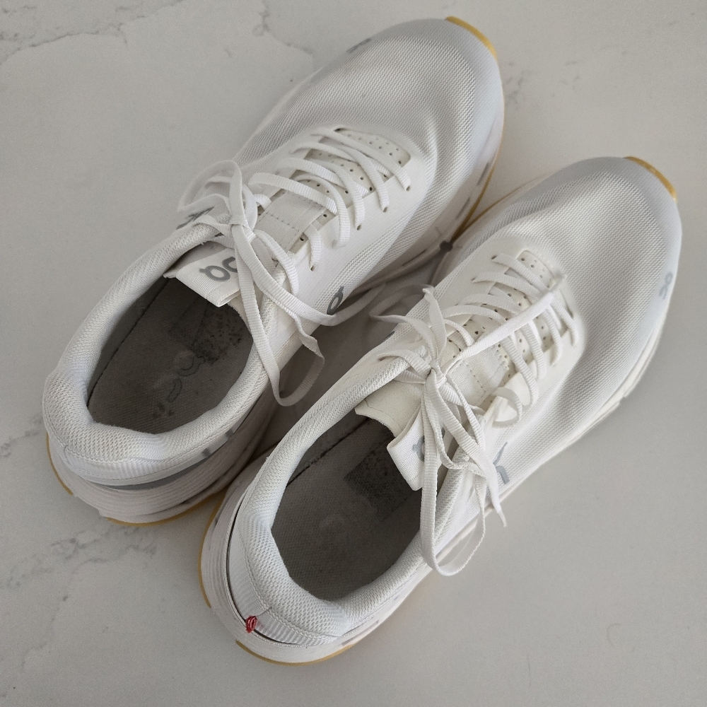 On Cloudnova Form 2 White Ivory Casual Athletic Running Shoes Size 8.5 Men/10 W - Picture 3 of 10
